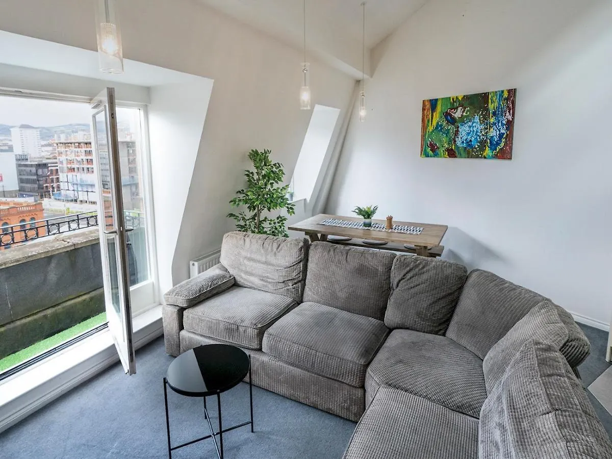 Apartament Stunning 2Br Penthouse Loft In Cathedral Quarter Belfast