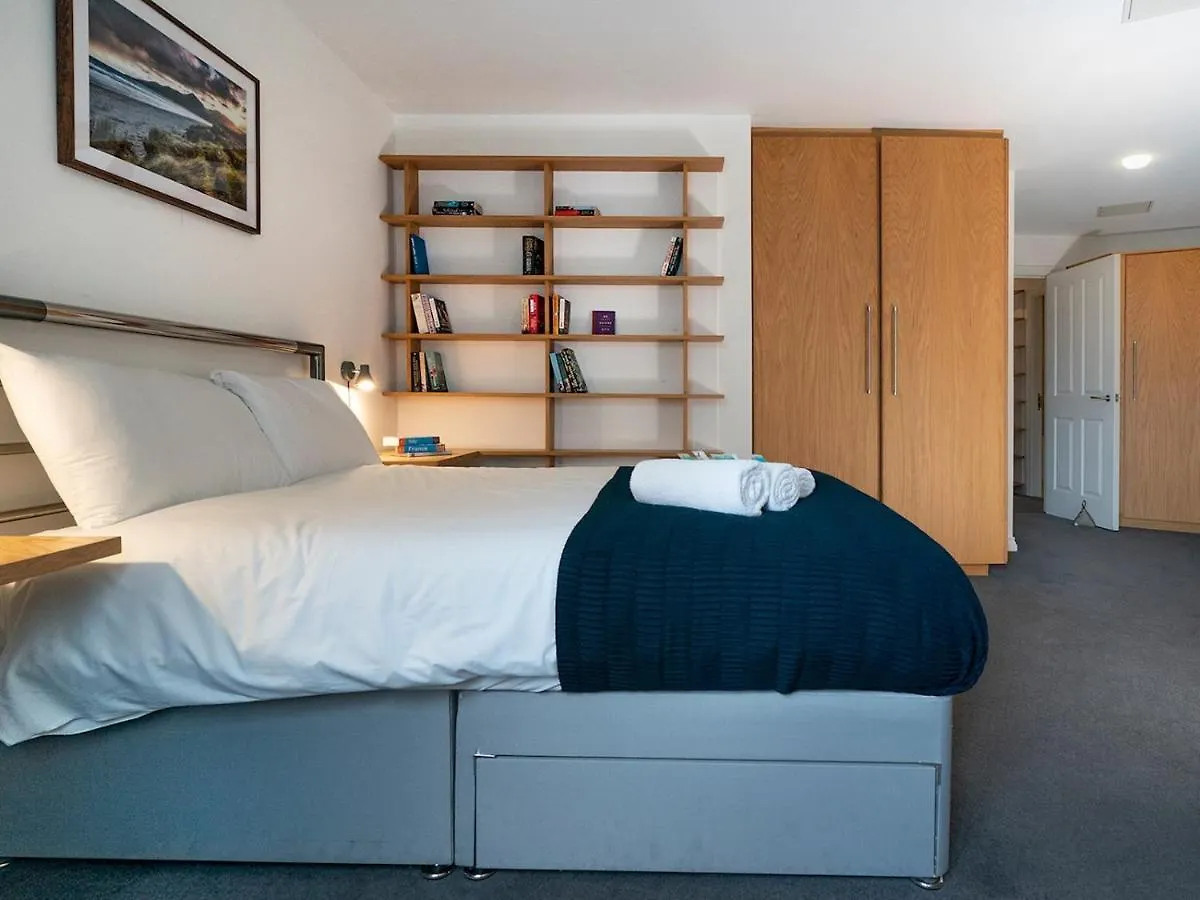 Stunning 2Br Penthouse Loft In Cathedral Quarter Apartment Belfast United Kingdom