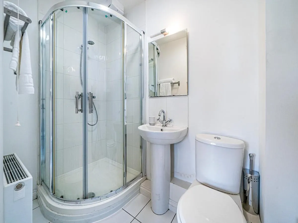 Stunning 2Br Penthouse Loft In Cathedral Quarter Apartment Belfast